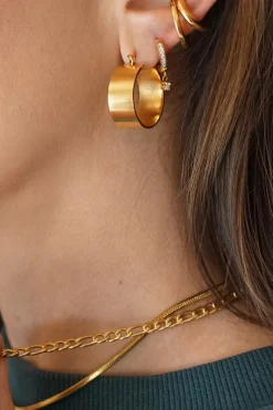 Lia Wide Hoop Earring